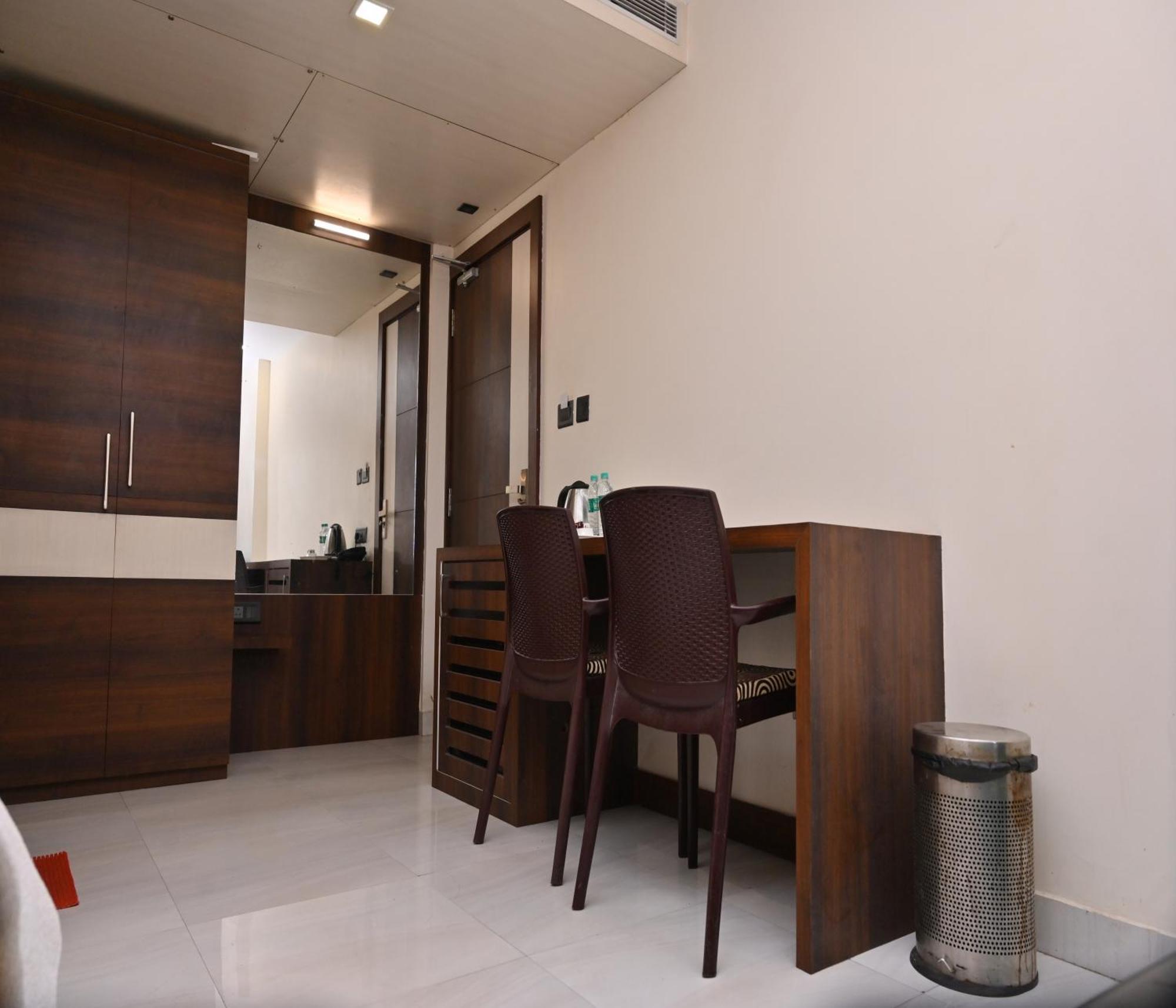Hotel Silver Land New Digha With Rooftop Pool Bagian luar foto