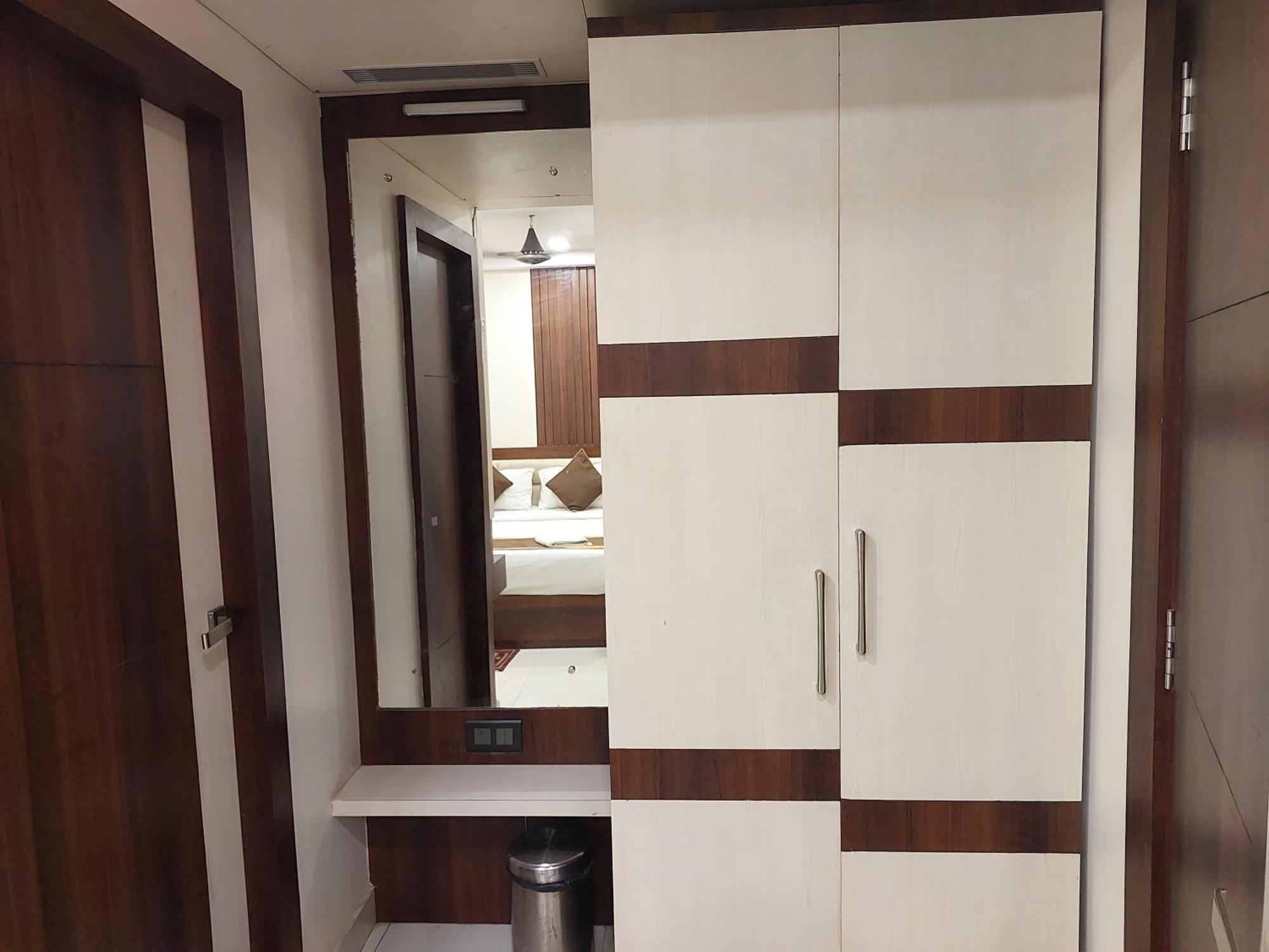 Hotel Silver Land New Digha With Rooftop Pool Bagian luar foto