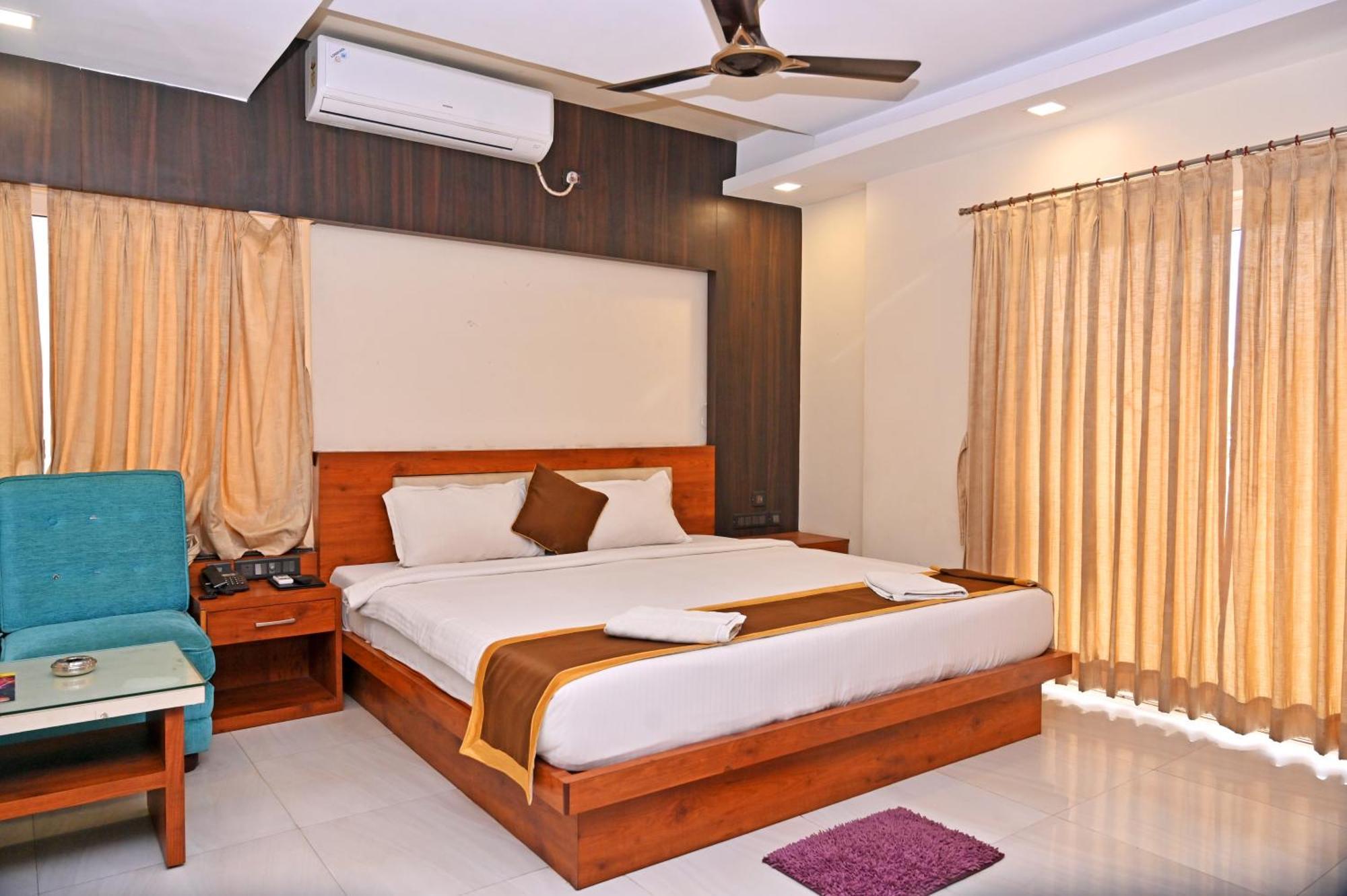 Hotel Silver Land New Digha With Rooftop Pool Bagian luar foto