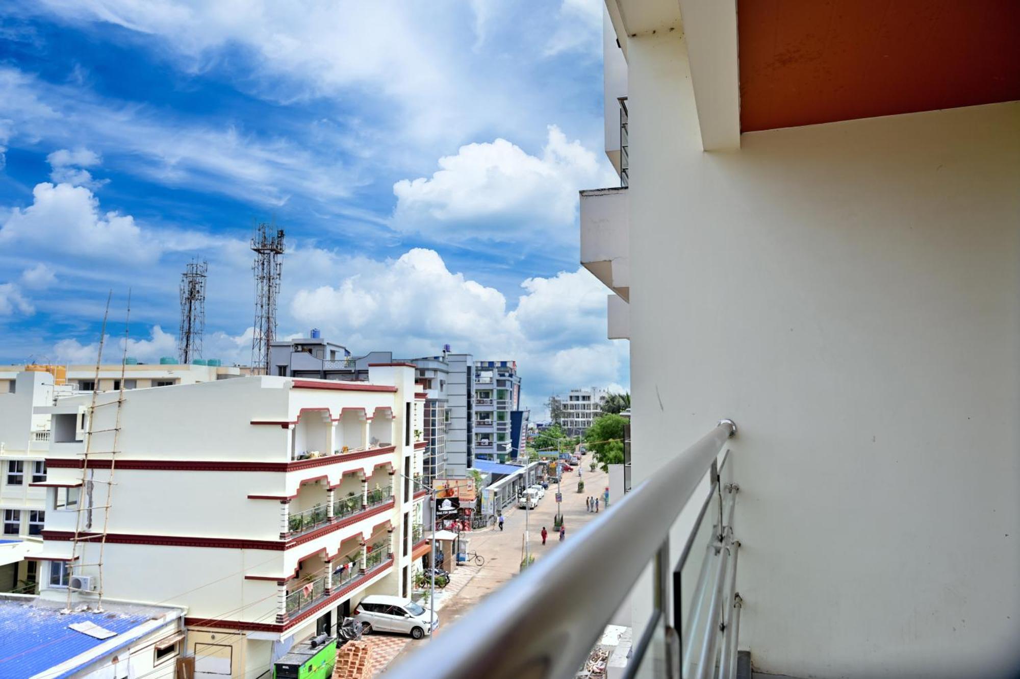 Hotel Silver Land New Digha With Rooftop Pool Bagian luar foto