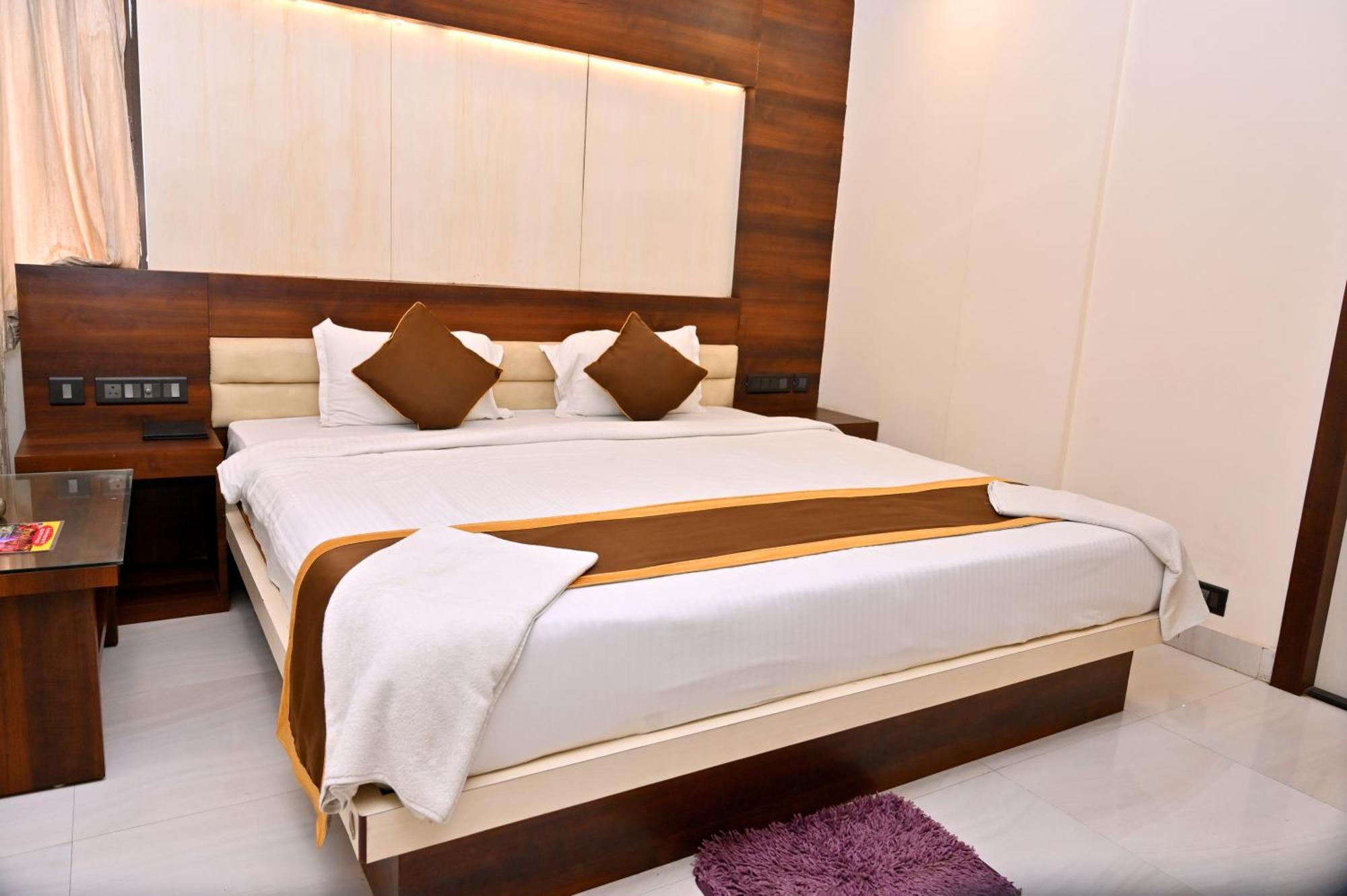 Hotel Silver Land New Digha With Rooftop Pool Bagian luar foto